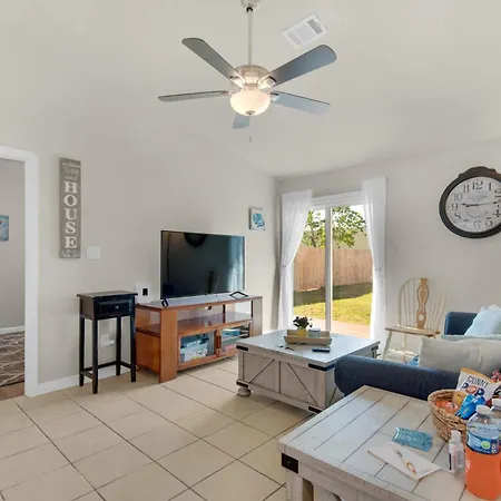 Gulf Brze Family-Pet Friendly-Near Beaches Shops